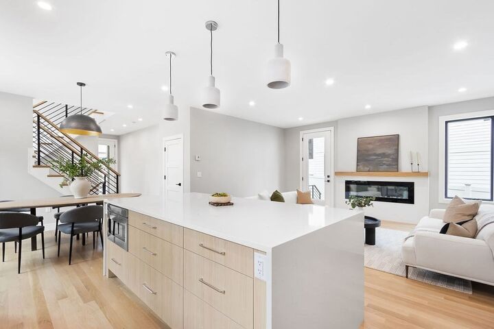 Property Photo:  354 Linwood Ave 1  MA 02460 