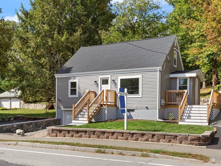 Property Photo:  531 Walpole St  MA 02062 