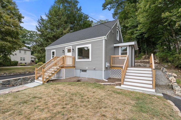 Property Photo:  531 Walpole St  MA 02062 