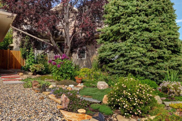 Photo de la propriété: 23 Sierra Nevada Way SW AB T3H 3M6