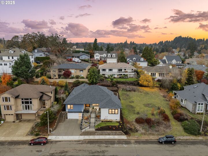 Property Photo:  4953 Southampton Dr  OR 97302 