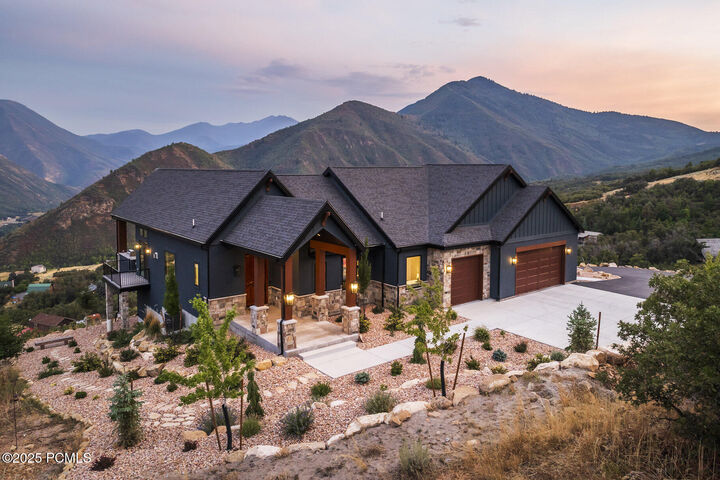 1511 Valley View Circle  Springville UT 84663 photo