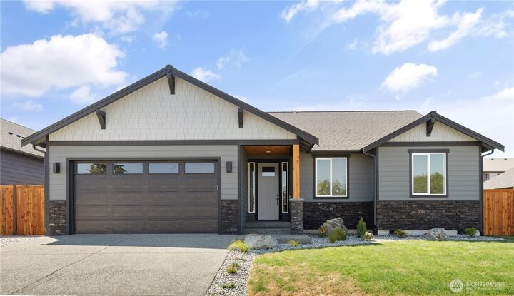 825 NW Shire Street  Oak Harbor WA 98277 photo