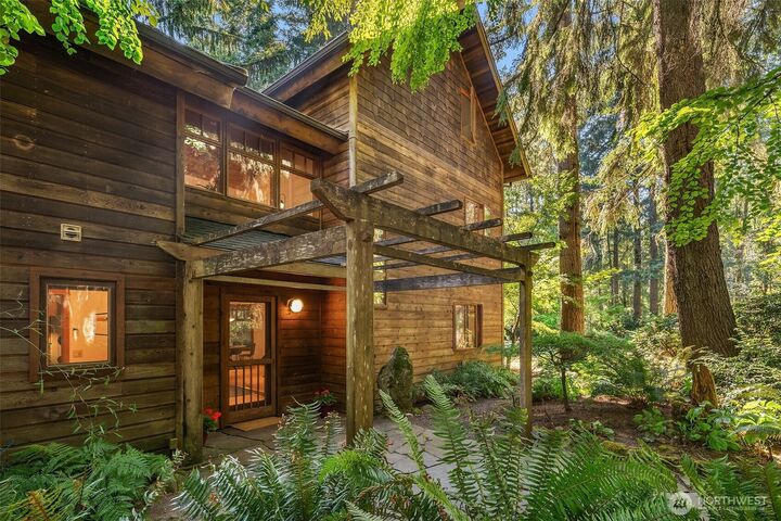 Property Photo: 17804 Thorsen Road SW WA 98070