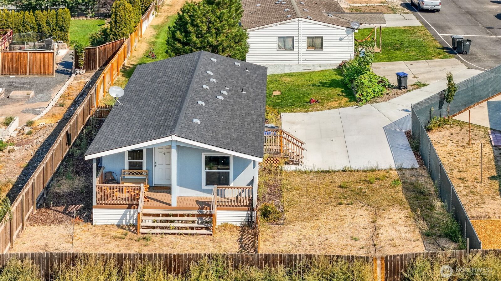 Property Photo: 900 N Grape Drive 67-B WA 98837