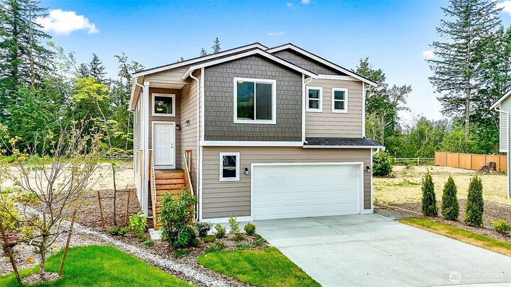 Property Photo:  1512  Alder Lane  WA 98251 