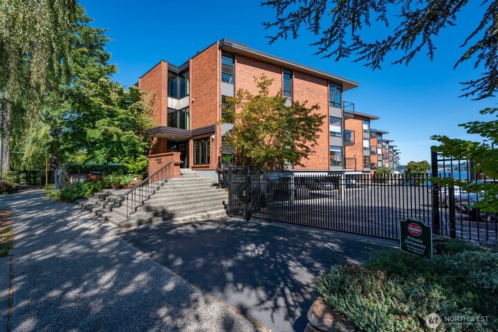 Property Photo: 2360 43rd Avenue E 203 WA 98112