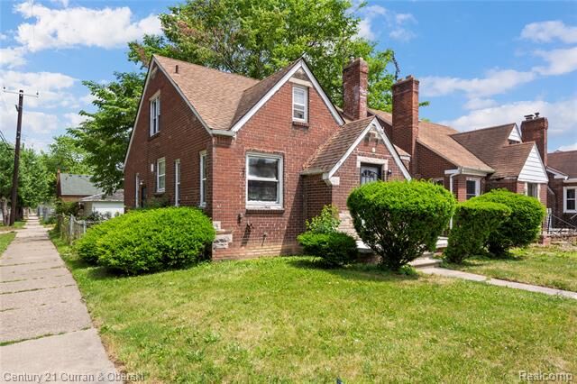 Property Photo:  19230 Mapleview Street  MI 48205 