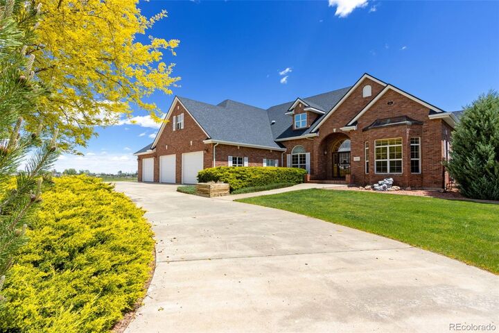 2366 Shoreside Drive  Berthoud CO 80513 photo