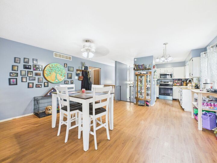 Photo de la propriété:  328 Driftwood Ct  KS 67133 