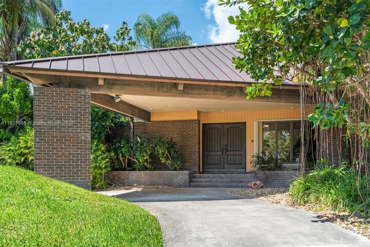 Property Photo:  8925 SW 102nd Ter  FL 33176