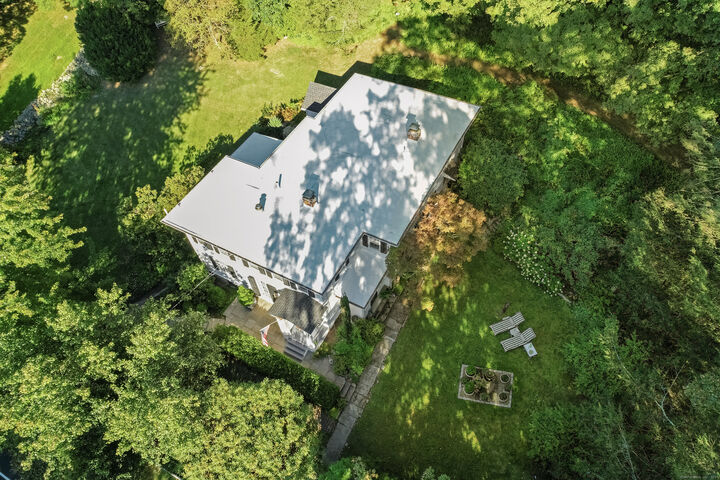 Property Photo:  145 Lyons Plain Road  CT 06883 
