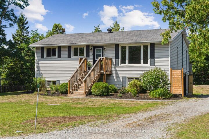 Property Photo: 7 Kawartha Crescent ON K0L 2W0