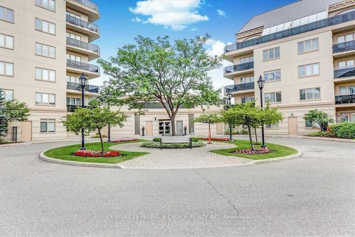 Property Photo:  4 Dayspring Circle 302  ON L6P 2Z7 
