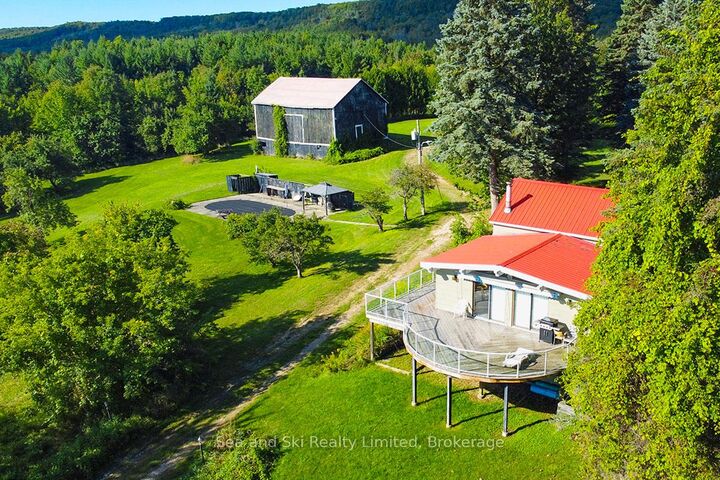 Property Photo:  195908 Grey Road 7 Road S  ON N0C 1G0 