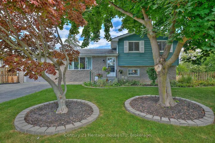 15 Malkin Avenue  Fort Erie ON L2A 5H9 photo