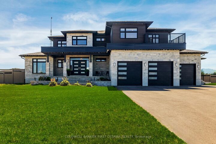 Property Photo:  5758 Fernbank Road  ON K2S 1B6 