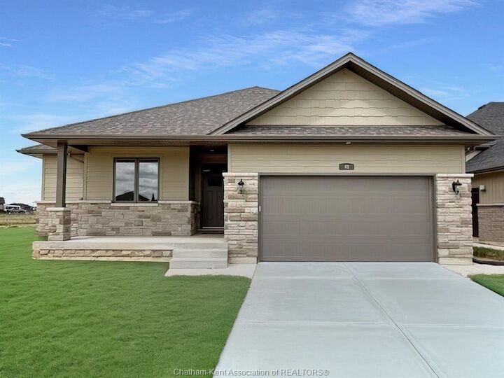 48 Cherry Blossom Trail  Chatham ON N7L 0H1 photo