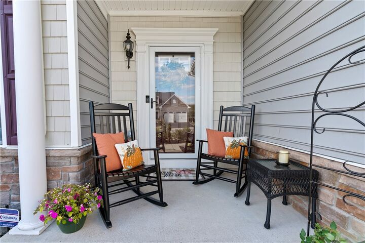 Property Photo:  4084 Overview Drive  PA 15317 