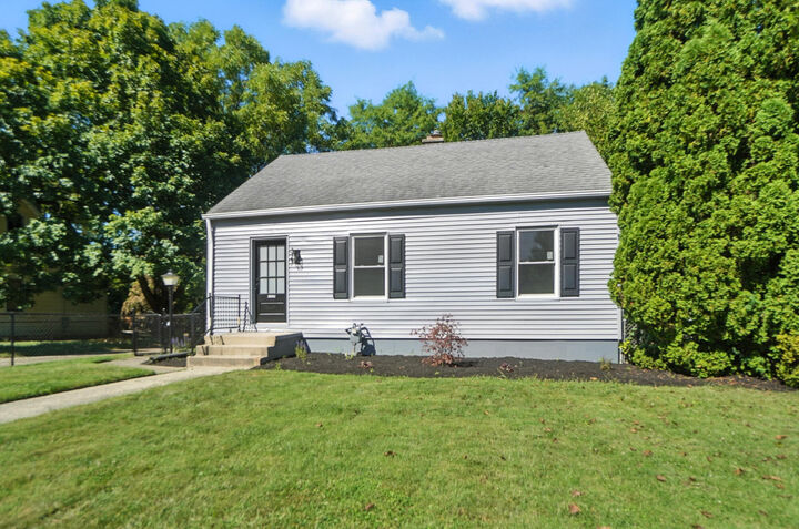 Property Photo: 327 Buxton Avenue OH 45505