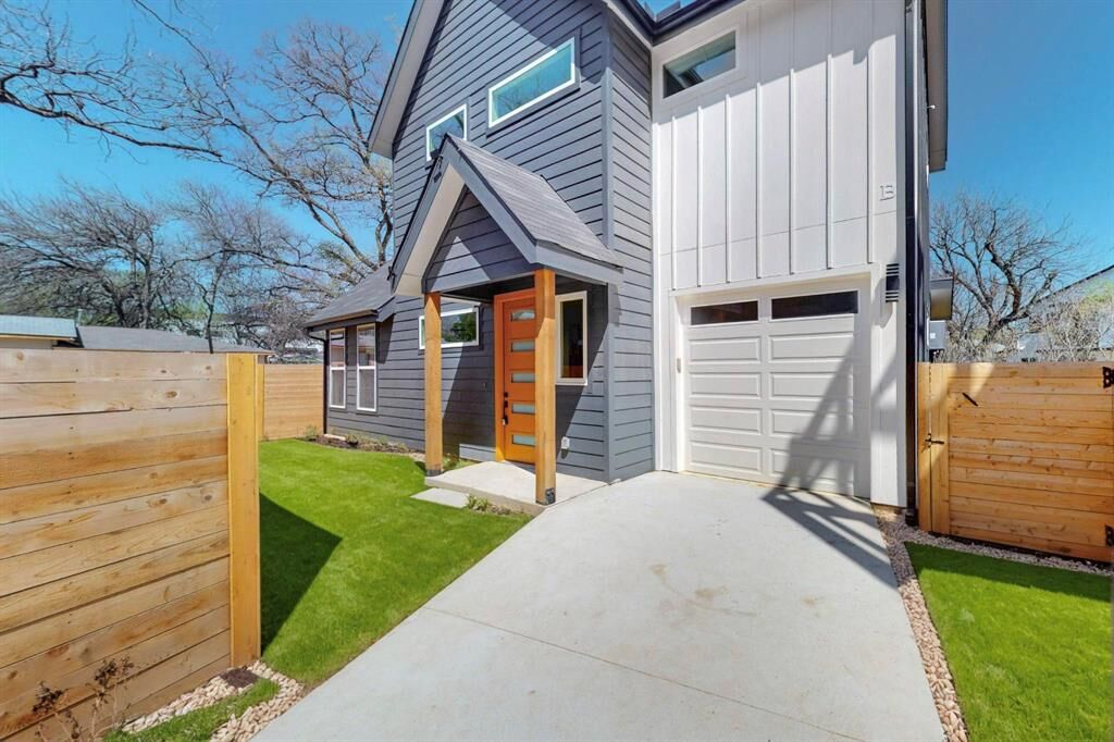 Property Photo: 4800 Prock Lane B TX 78721
