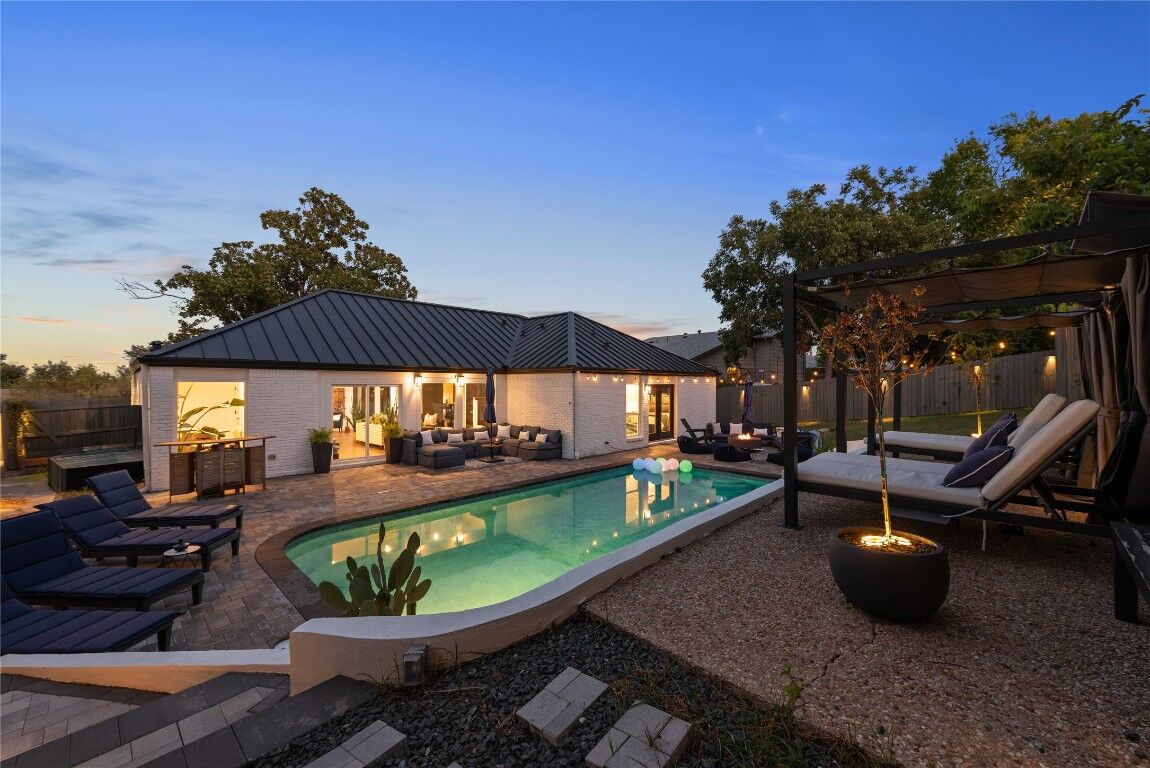 Property Photo:  7402 Sevilla Drive  TX 78752 