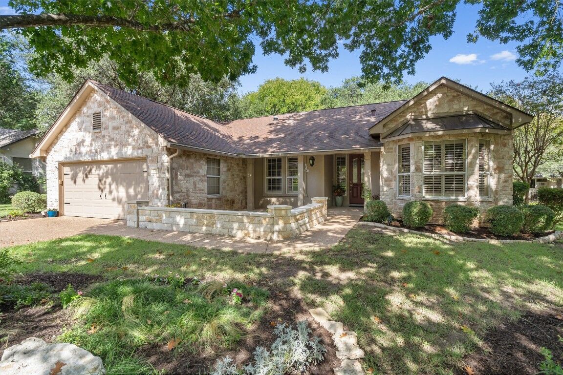 Property Photo:  108 Wild Horse Way  TX 78633