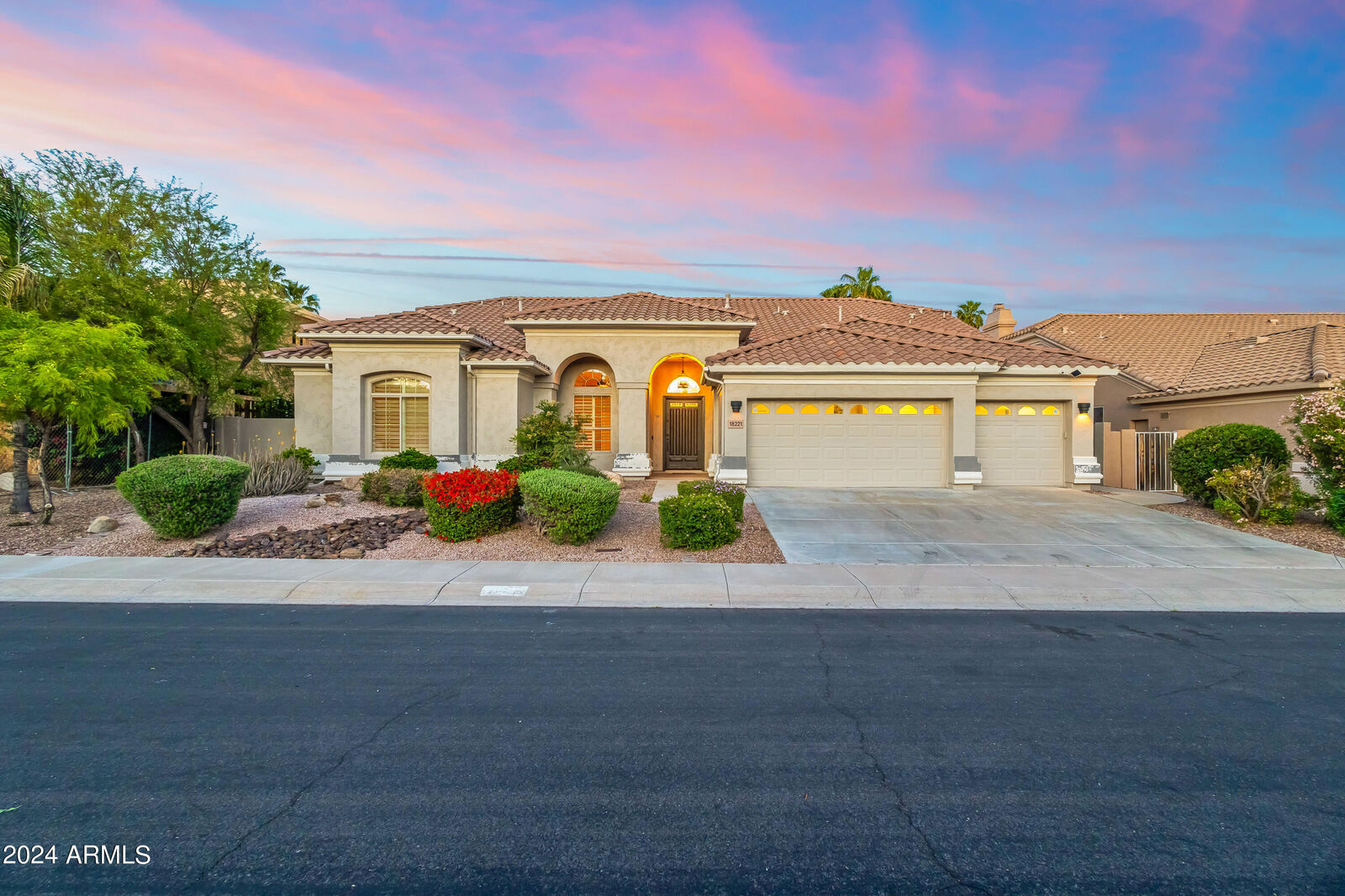 Property Photo:  18221 N 53rd Street  AZ 85254 