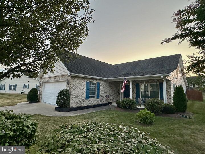 128 Spanish Oak Road  Stephens City VA 22655 photo