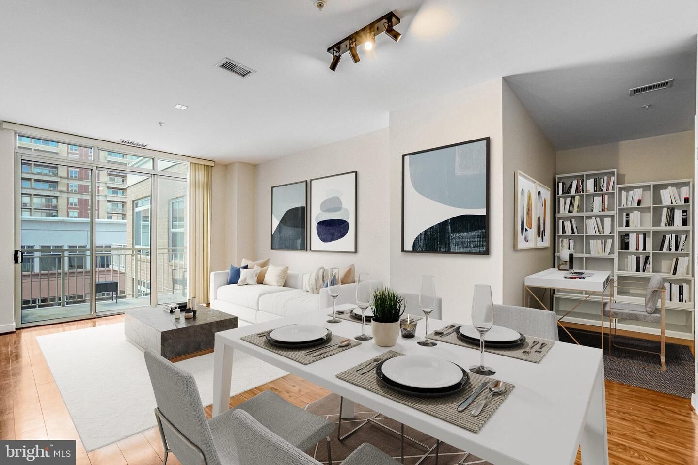 Property Photo: 820 N Pollard Street 915 VA 22203