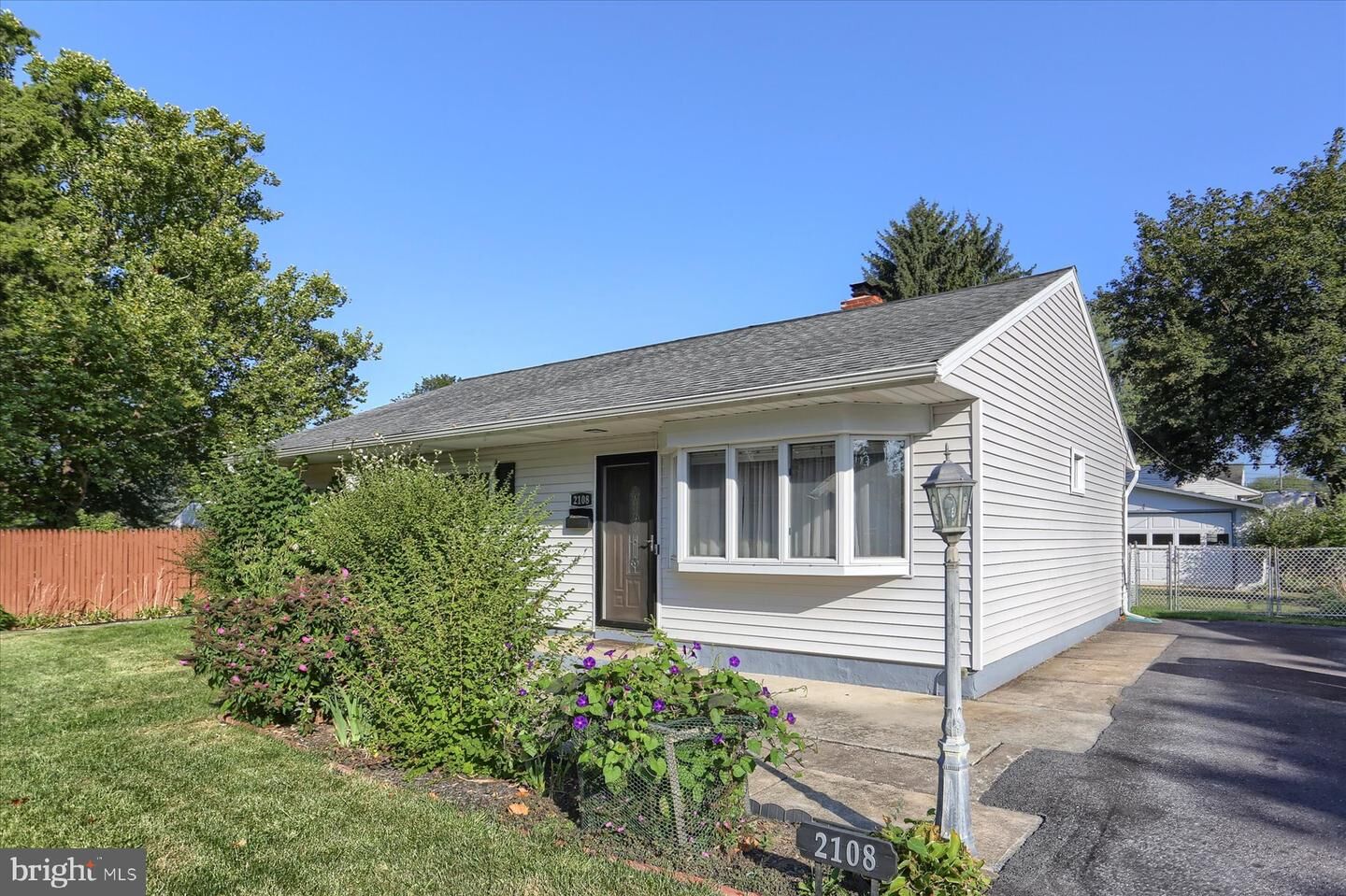 Property Photo: 2108 Wentworth Drive PA 17011
