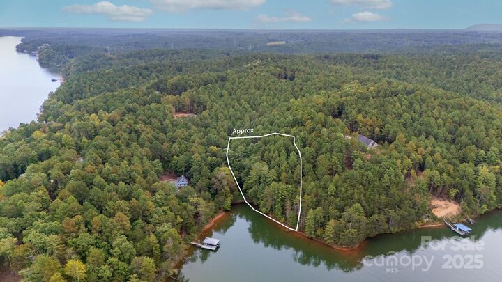 Property Photo:  2254 Anchor Lane 110  NC 28612 