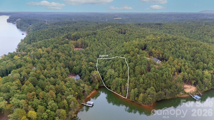 Property Photo: 2254 Anchor Lane 110 NC 28612