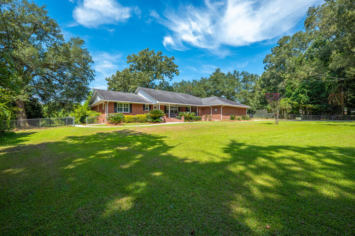 Property Photo:  1226 N Highway 52  SC 29461 