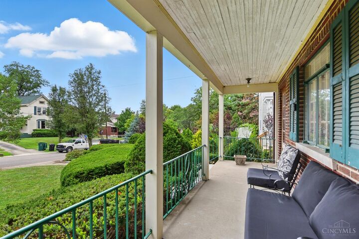 Property Photo: 3032 Junietta Avenue OH 45211