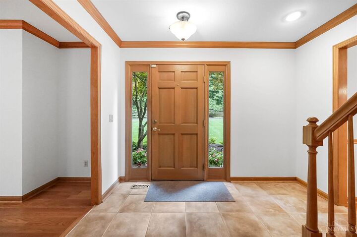 Property Photo:  3057 Fox Den Lane  OH 45244 