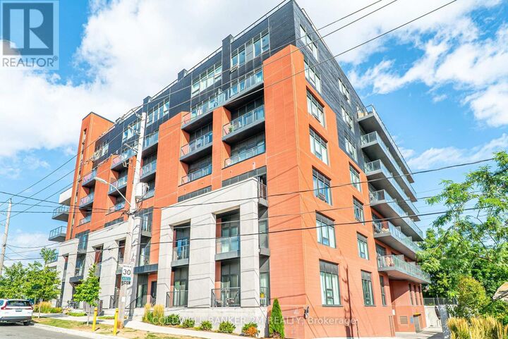 Property Photo: 2433 Dufferin Street 817 ON M6E 3T2