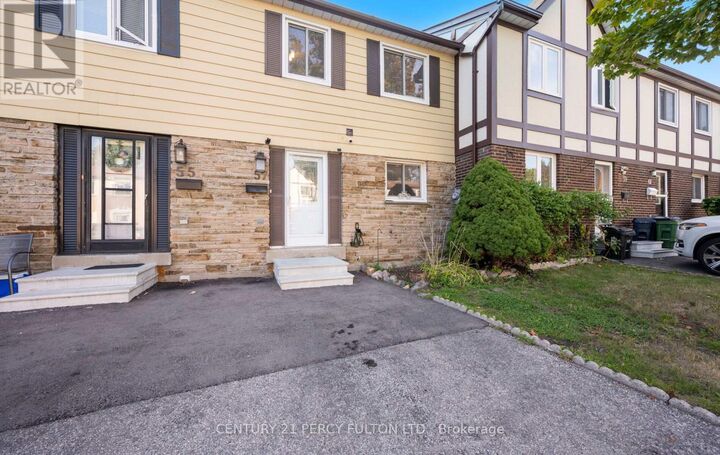 Property Photo: 57 Golden Appleway 111 ON M3A 3P2