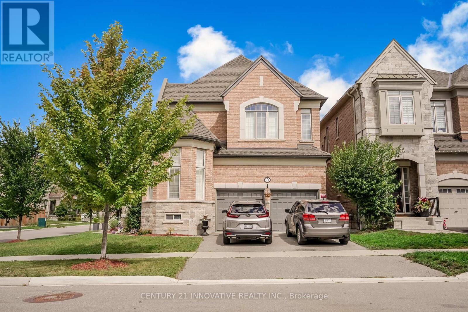 Property Photo:  94 Brabin Circle  ON L1P 0C1 
