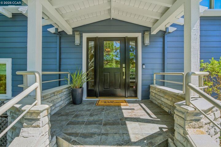 Property Photo:  14 Lucille Way  CA 94563 