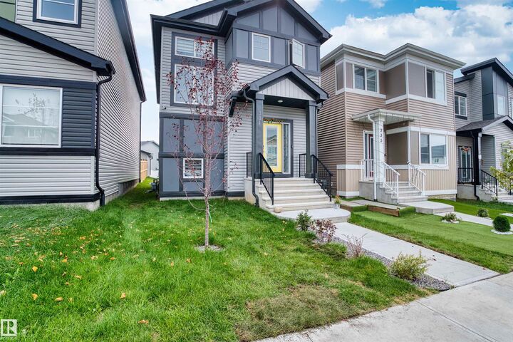 Property Photo: 331 32 Avenue NW AB T6T 2T1