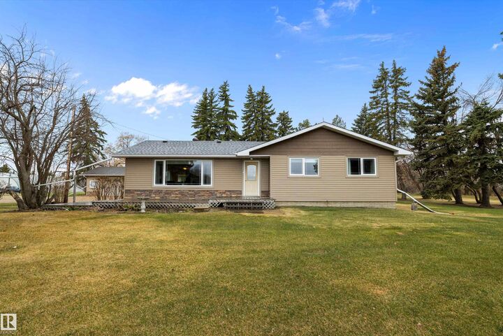 Property Photo:  55518 & 55516 Rge Road 250  AB T8R 1P4 
