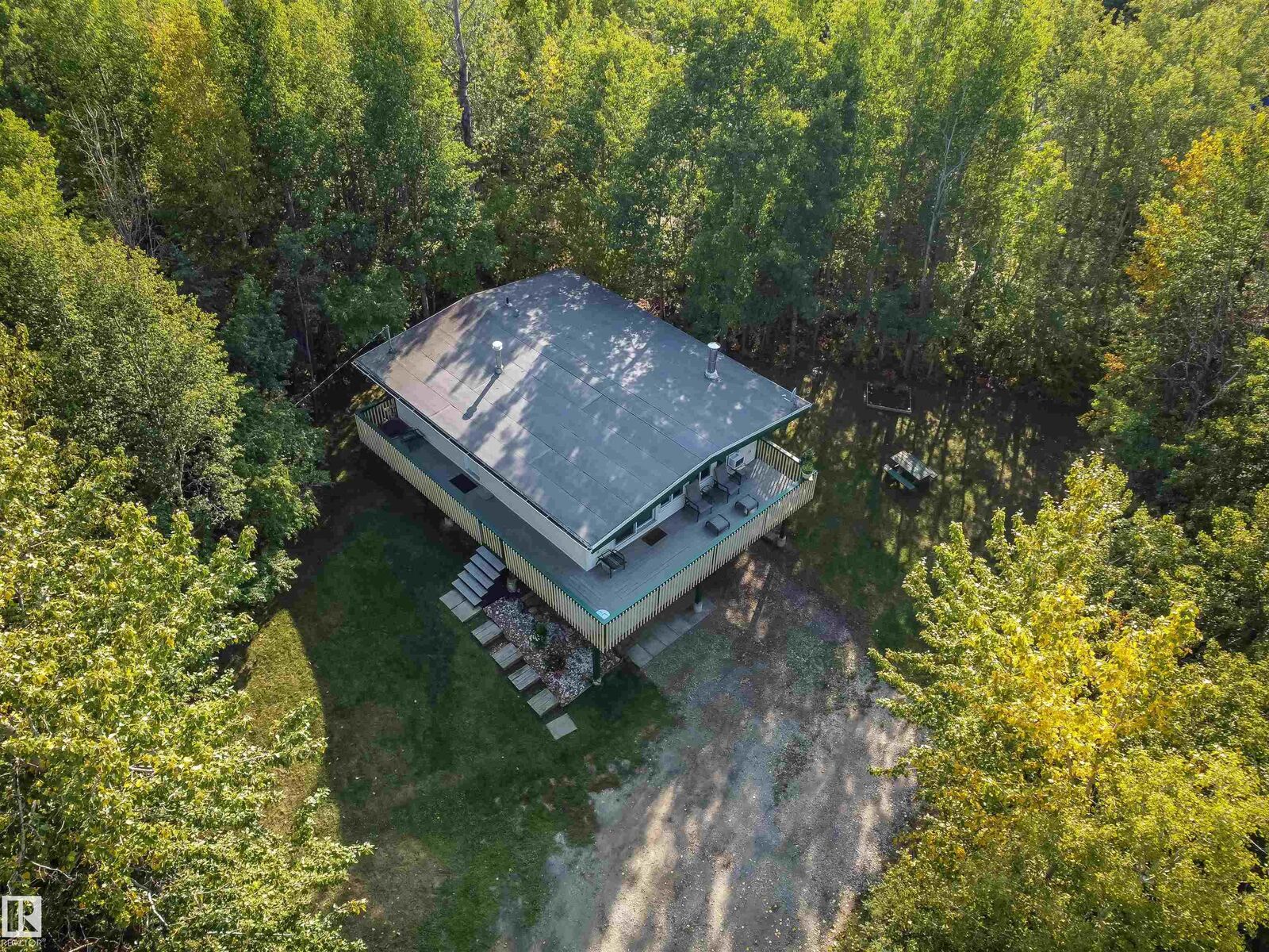 Photo de la propriété:  5441 49 Street  AB T0E 0A0 