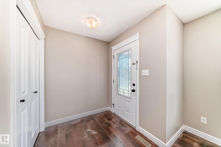 Property Photo: 1553 33A Street NW AB T6T 0X5