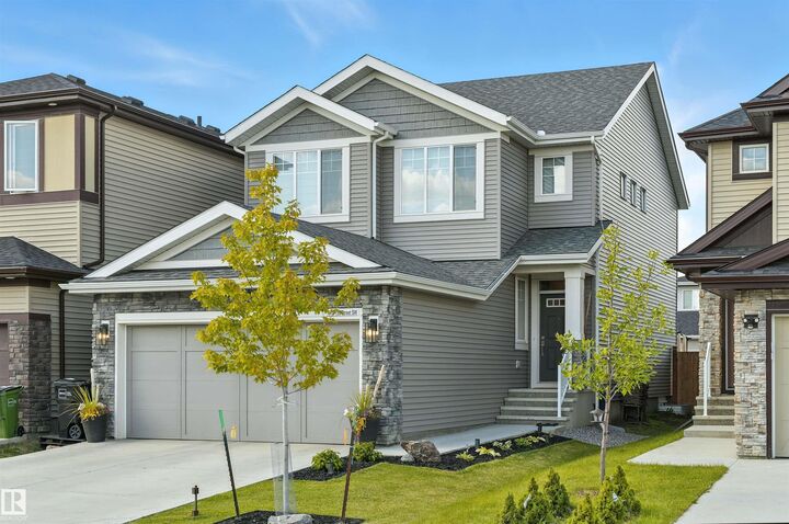 1914 159 Street SW  Edmonton AB T6W 4X7 photo
