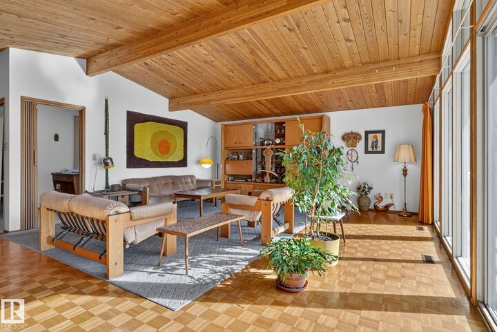 Property Photo:  9937 82 Street NW  AB T6A 3L9 