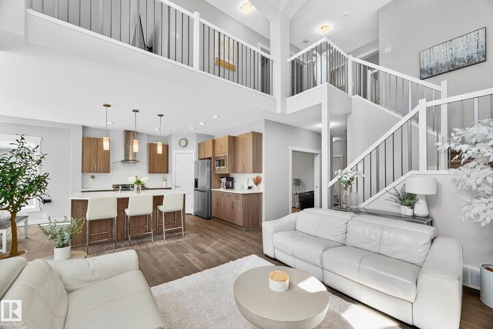 5915 19 Avenue SW  Edmonton AB T6X 2A2 photo