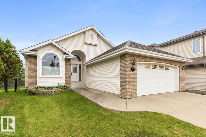 1113 Haynes Close NW  Edmonton AB T6S 1A2 photo