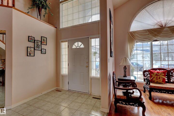 Photo de la propriété: 15 Cormack Crescent NW AB T6R 2E7
