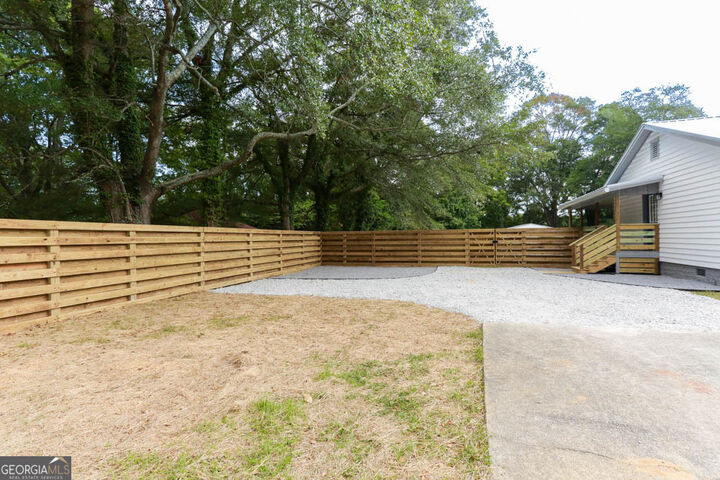 Property Photo:  810 Fertilla Street  GA 30117 